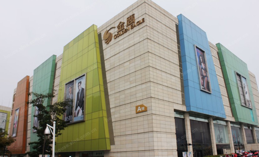 马龙金鹰奥莱城
